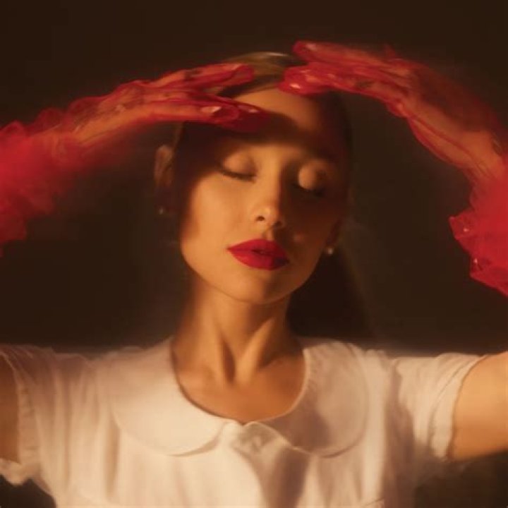 Unraveling Ariana Grande's Bra Size Enigma